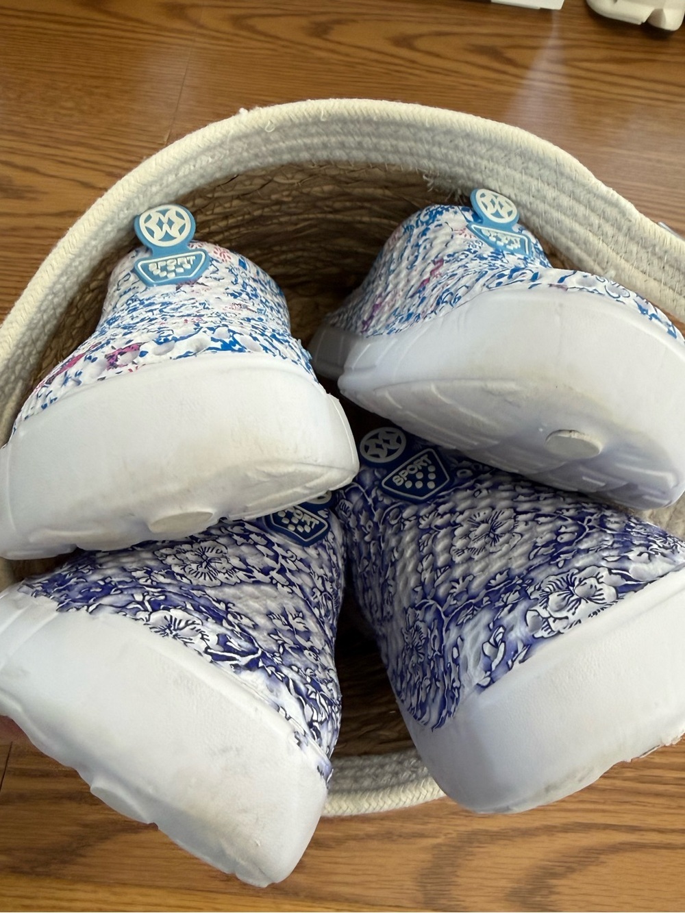 2 pair bundle Like Crocks Women’s Sport 8.5 Water/Beach Shoes - Blue Pink Patter - Picture 3 of 14